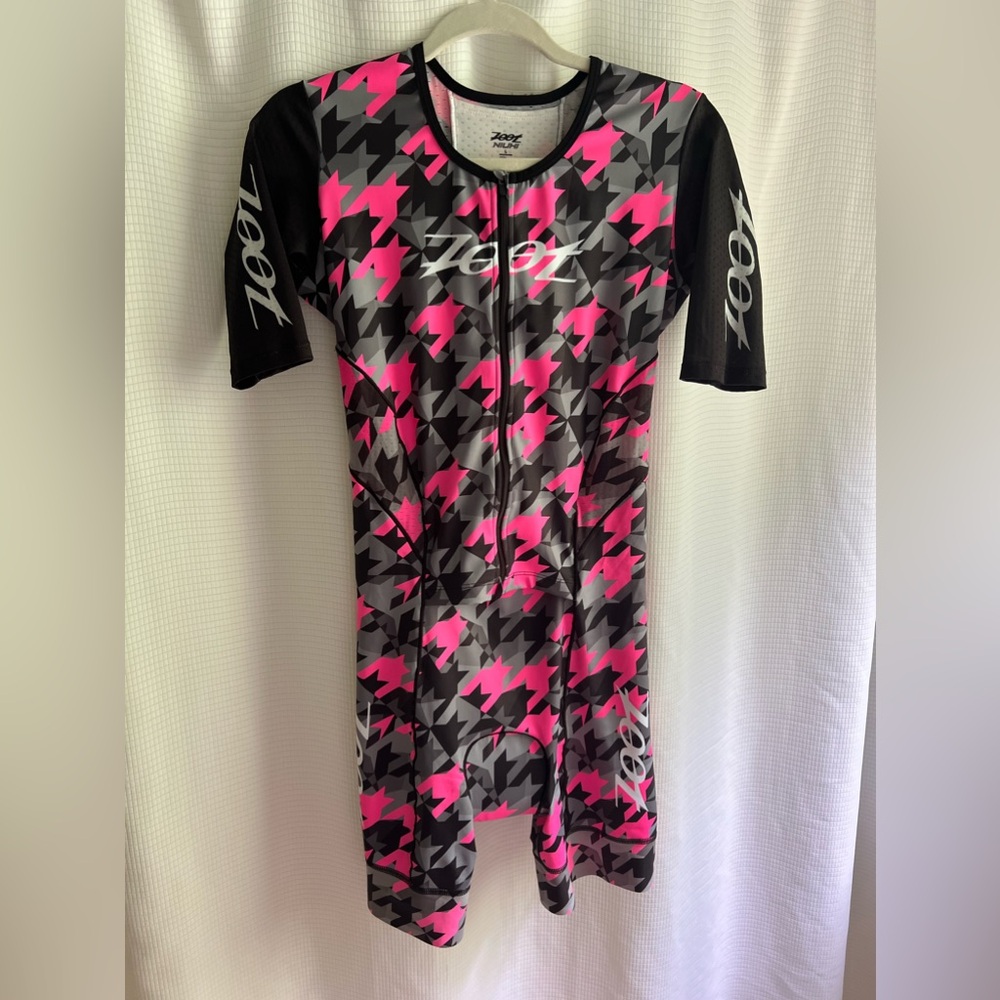 Women’s zoot kit. EUC. Size L